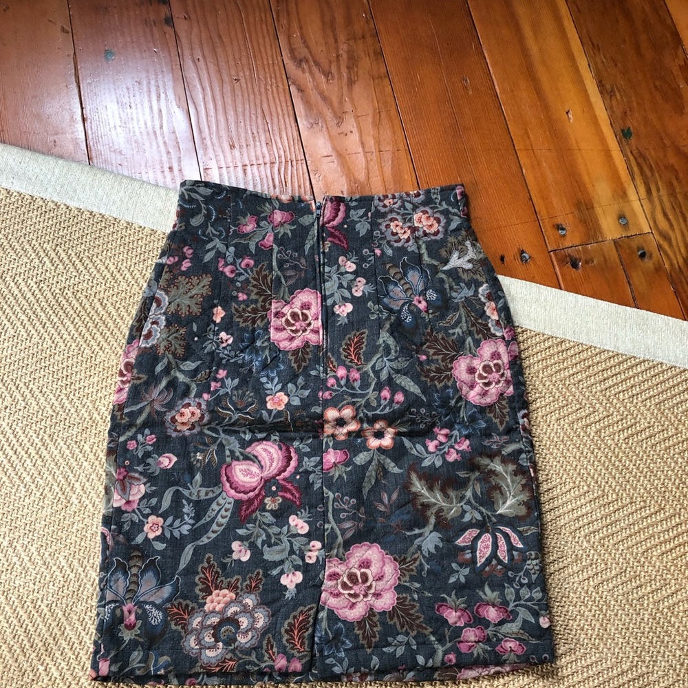 Essenze Designer Italy 42 XS floral quilted pencil straight skirt cottagecore - Picture 7 of 10